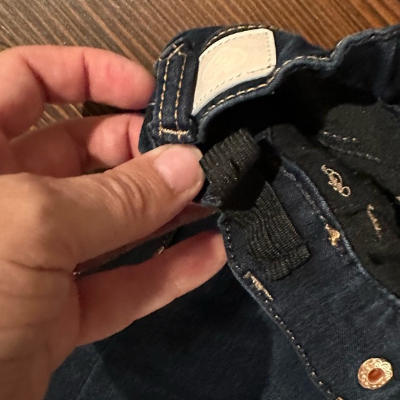 Size 5 girl jeans worn only a few times - Picture 3 of 4